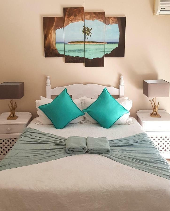 Annas Bed And Breakfast St Lucia Exterior photo
